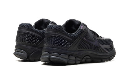 Vomero 5 Wmns"Iridescent" IB4397 001