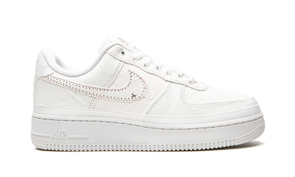 AIR FORCE 1 LO LX WMNS"Reveal" CJ1650 101