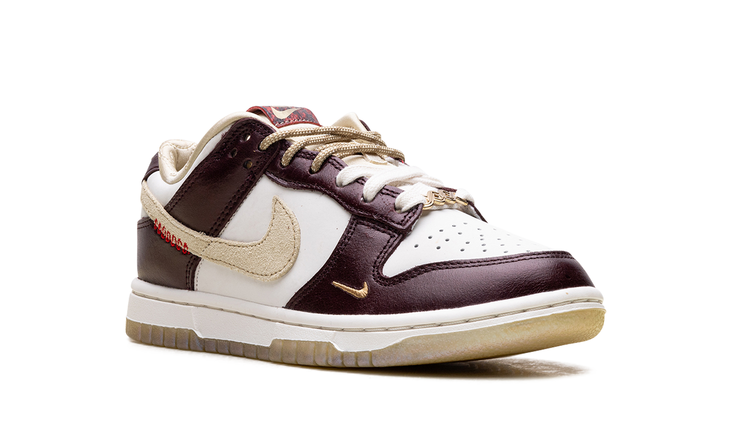 Dunk Low LX WMNS"Year Of the Snake" HV5991 171