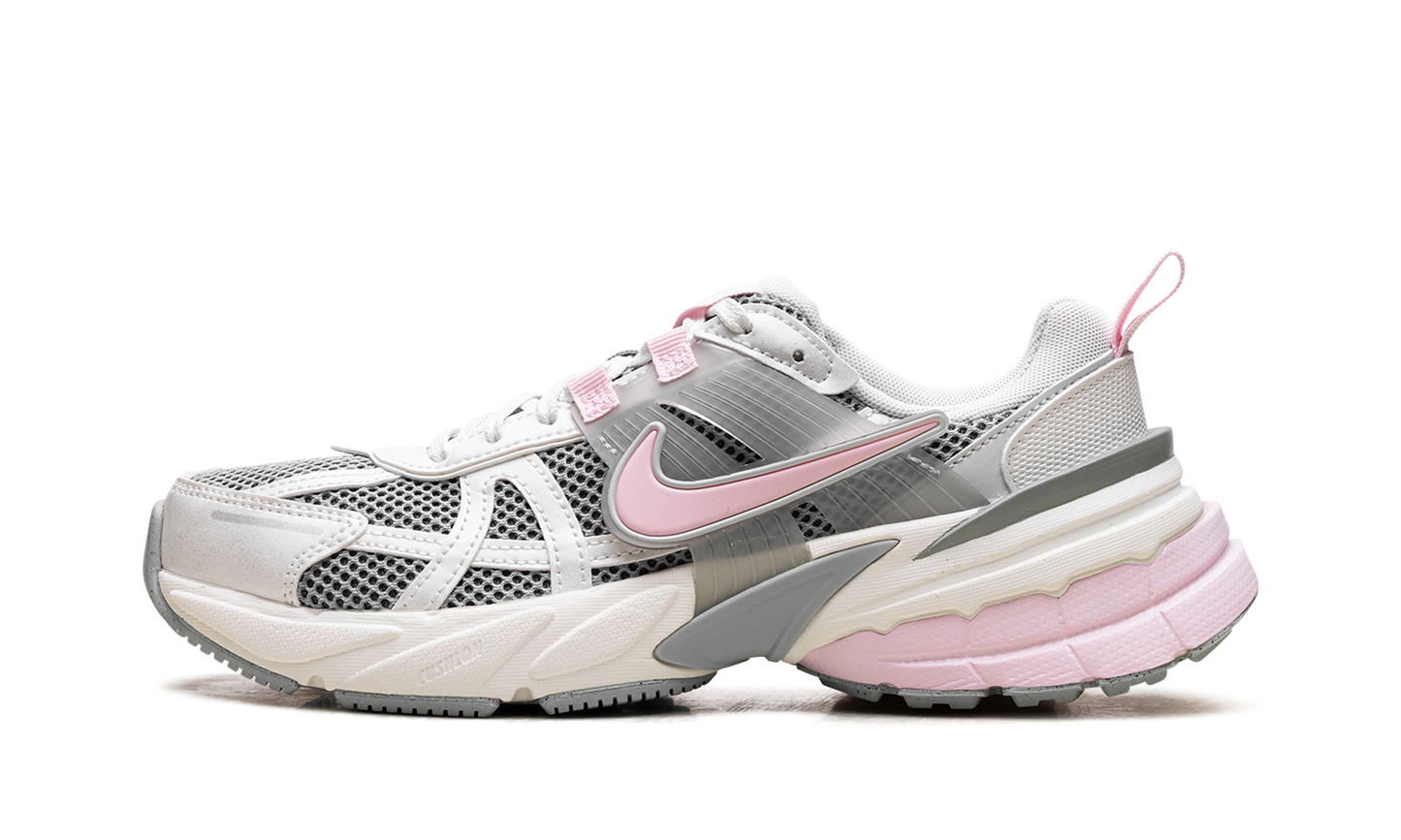 V2K Run WMNS"Pink Foam" HQ4046 001