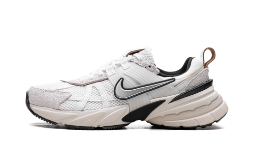 V2K Run Wmns"Summit White" FN6703 100