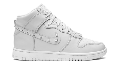 DUNK HIGH SE MNS WMNS"Dons Pearls" DR5488 001