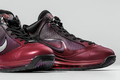 Lebron VII QS "Christmas" - Team Red/Metallic Silver/Black/Hot Red