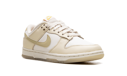 Dunk Low WMNS"Team Gold" FZ2552 100