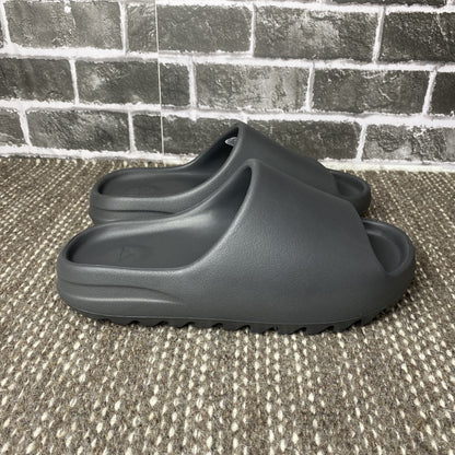 Slide Onyx