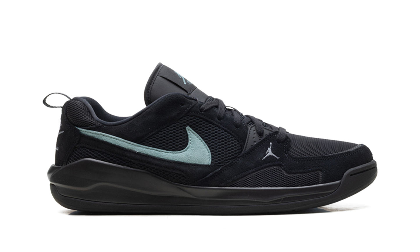 CMFT Era "Black Sail Cool Grey Mineral" HJ6777 002