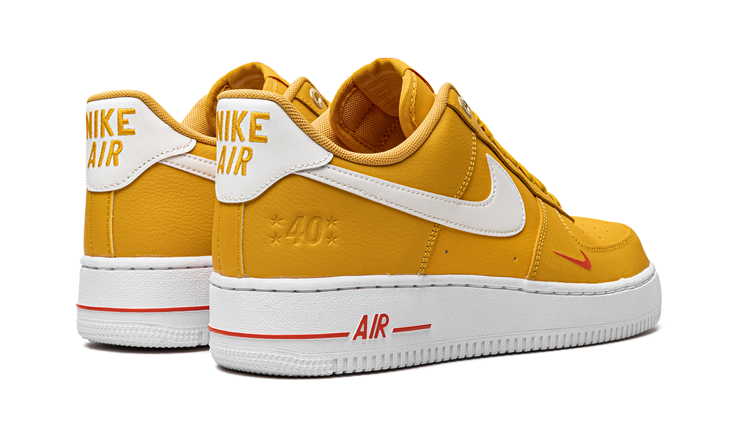 AIR FORCE 1 LO MNS WMNS"40th Anniversary" DQ7582 700