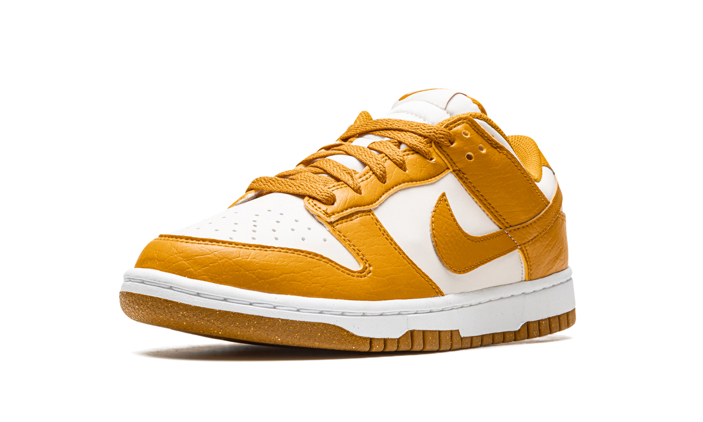 DUNK LO NEXT NATURE MNS WMNS"Gold/ Phantom" DN1431 001