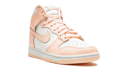 DUNK HIGH WMNS"Crimson Tint" DD1869 104