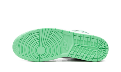 1 Retro High OG "Green Glow" DZ5485 130