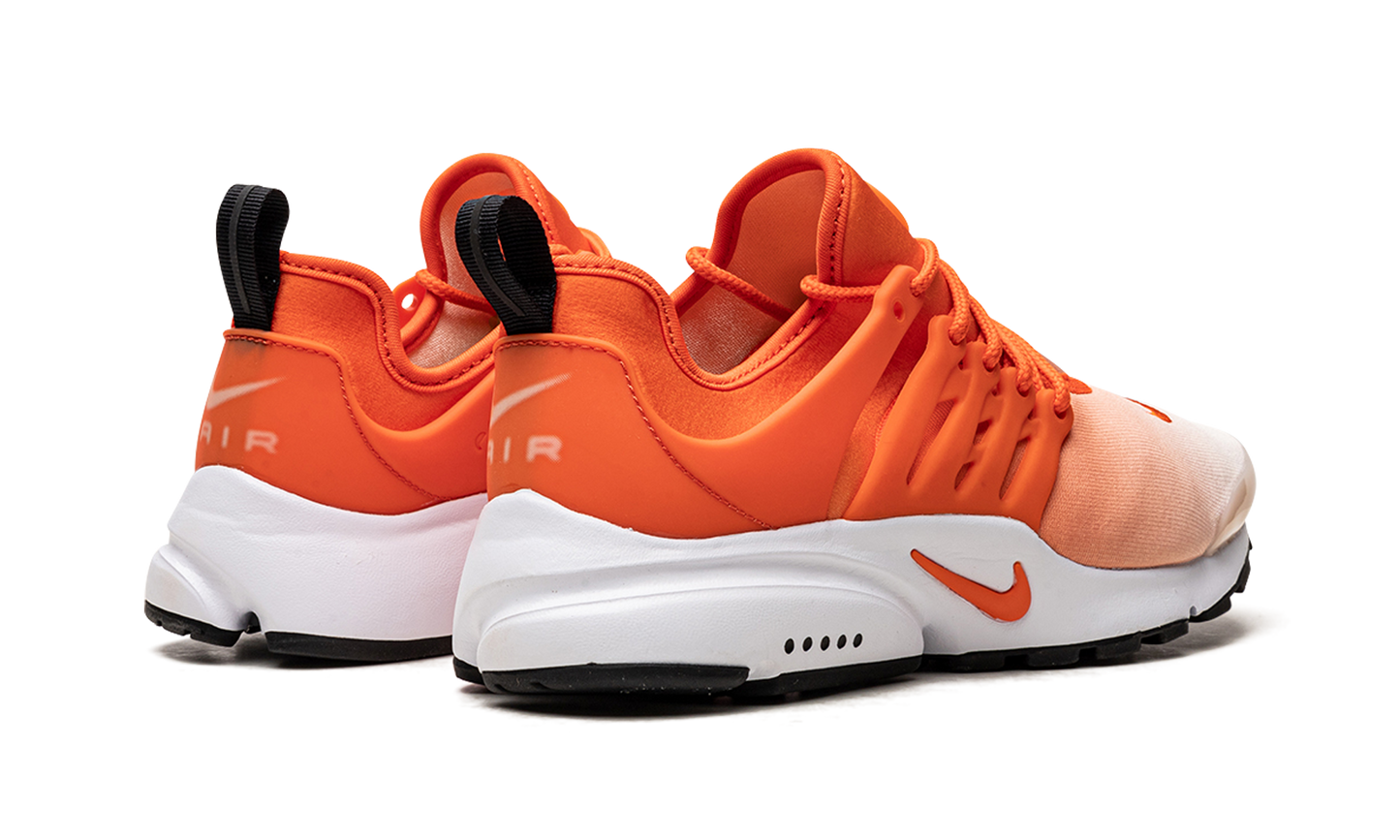 AIR PRESTO WMNS"Orange" DQ8587 800