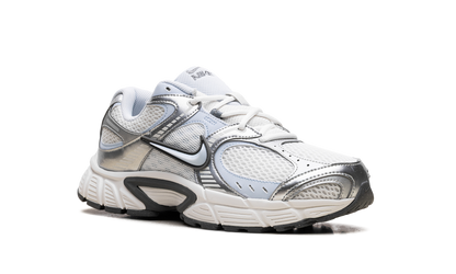 V5 RNR WMNS"Summit White Blue Tint Photon Dust Smoke Grey" HQ7901 103