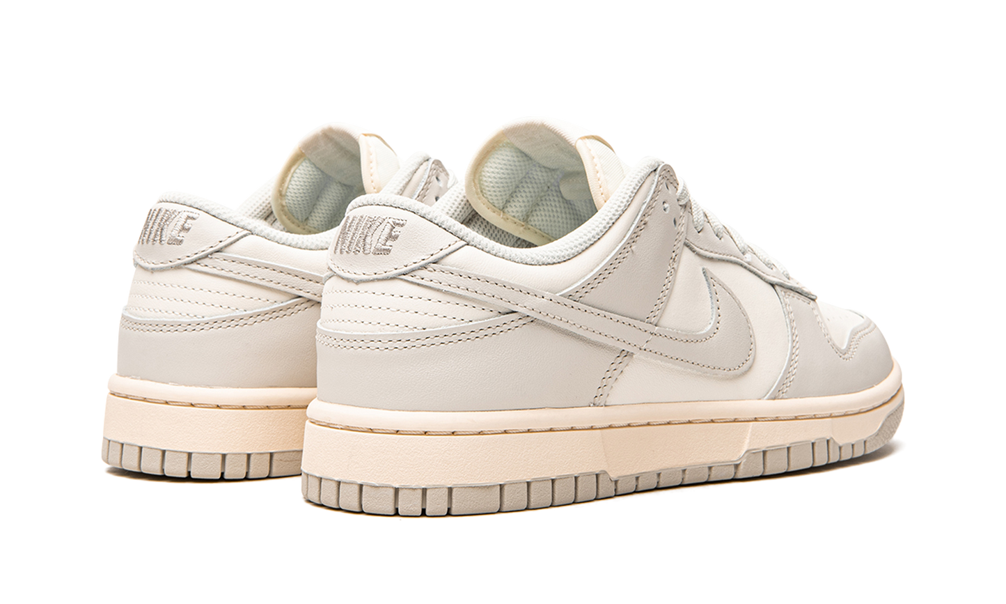 DUNK LO MNS WMNS"Light Bone" DD1503 107