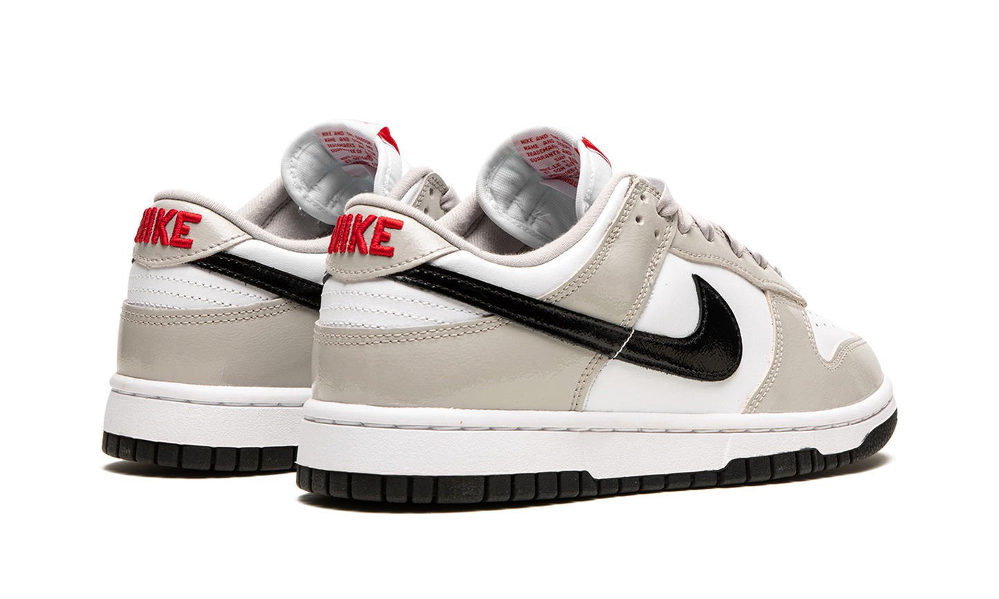 DUNK LO ESS WMNS"Light Iron Ore" DQ7576 001