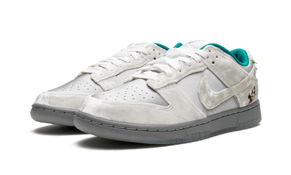 DUNK LOW WMNS"Ice" DO2326 001