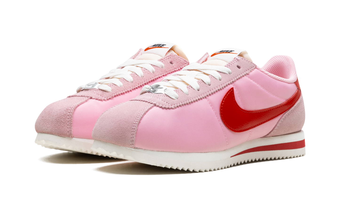 Cortez TXT WMNS"Medium Soft Pink Sail" HF9994 600