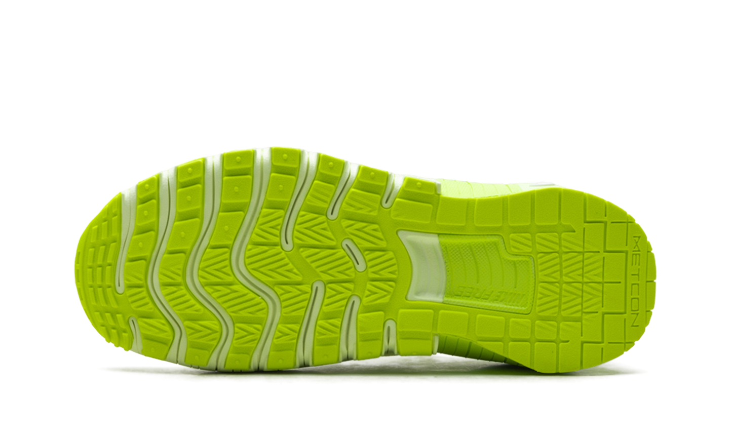 Free Metcon 6 WMNS"Volt Glow" FJ7126 702
