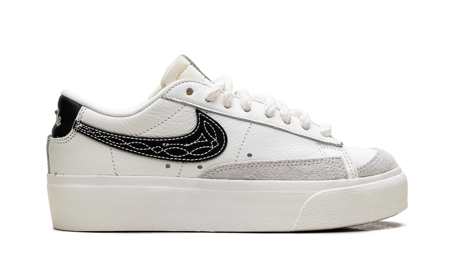 Blazer Low Platform WMNS"Needlework" FJ4556 133