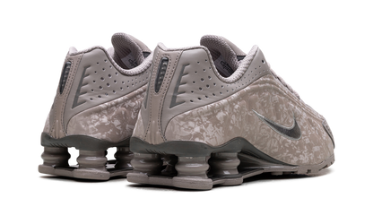 Shox R4 WMNS"Flat Pewter Floral" HV0934 001