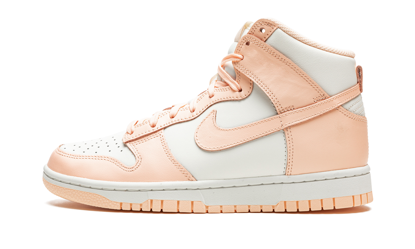 DUNK HIGH WMNS"Crimson Tint" DD1869 104