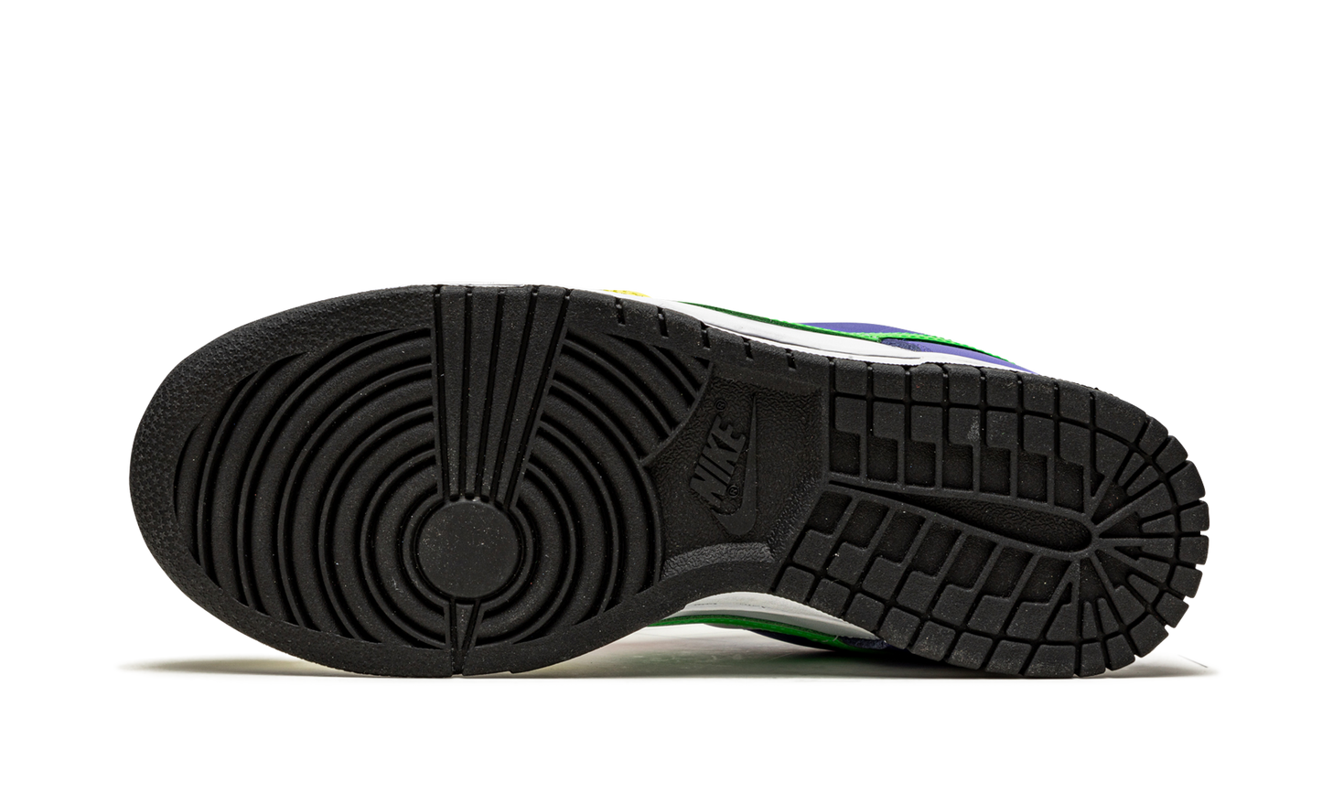 DUNK LOW WMNS"Green Strike" DD1503 106