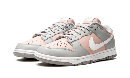 DUNK LO MNS WMNS"Soft Grey/ Pink" DM8329 600