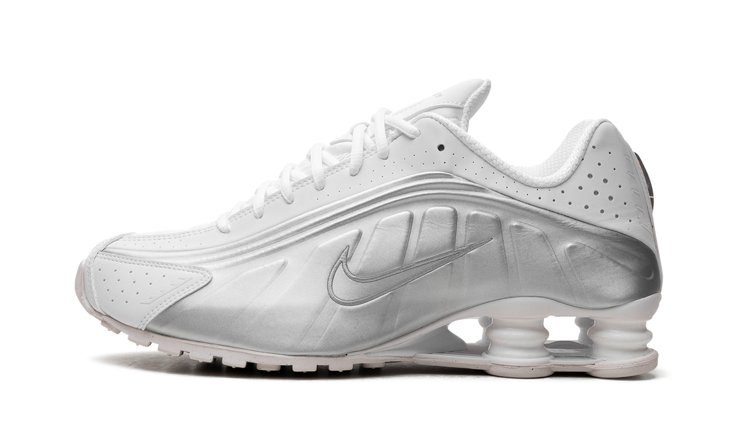 SHOX R4 MNS WMNS"Metallic silver" AR3565 101