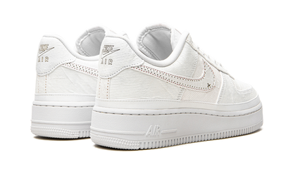 AIR FORCE 1 LO LX WMNS"Reveal" CJ1650 101