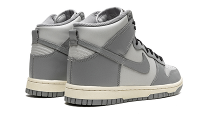 DUNK HIGH WMNS"Aged" DD1869 001