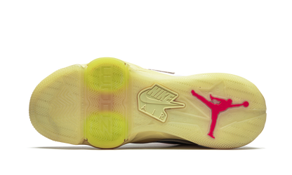 Zoom '92 "Union LA - Guava Ice" DA2553 800