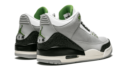 3 Retro "Chlorophyll" 136064 006