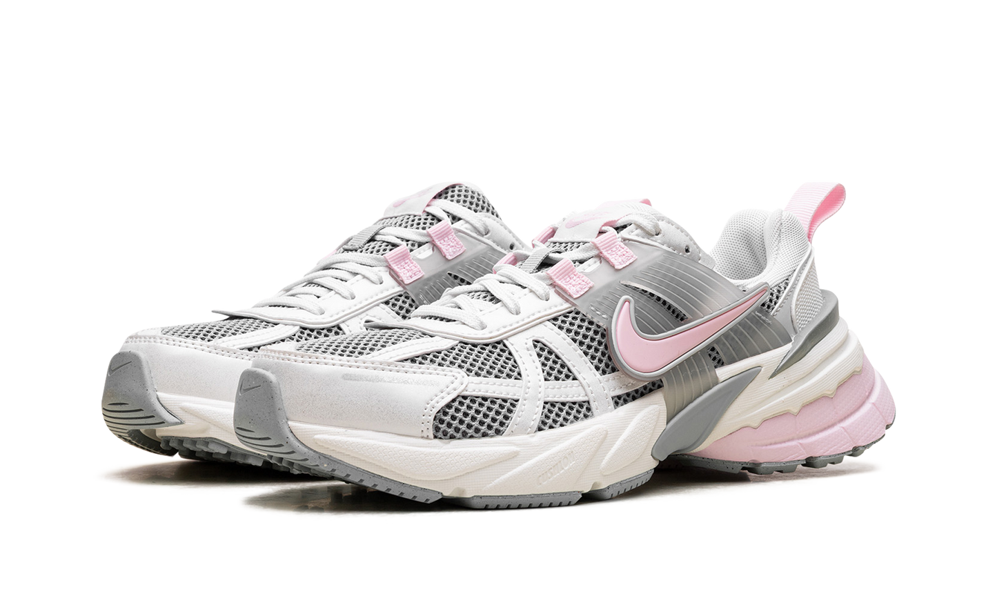 V2K Run WMNS"Pink Foam" HQ4046 001