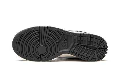DUNK LO MNS WMNS"Light Smoke Grey" DD1503 117